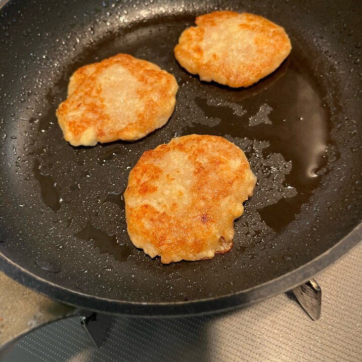 豆腐とツナのハンバーグ